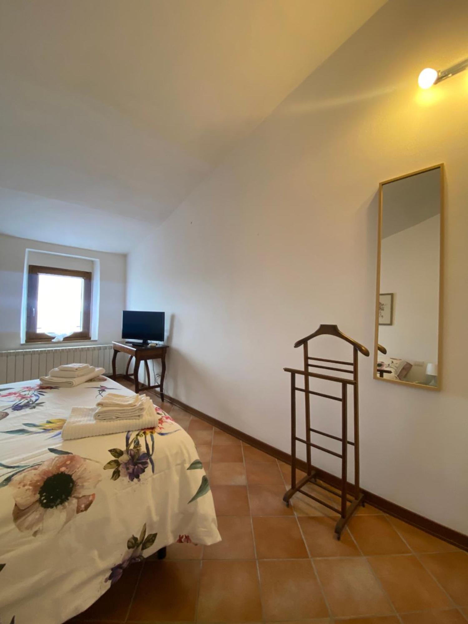 Casa Nonna Rina Villa Chiusdino Exterior photo
